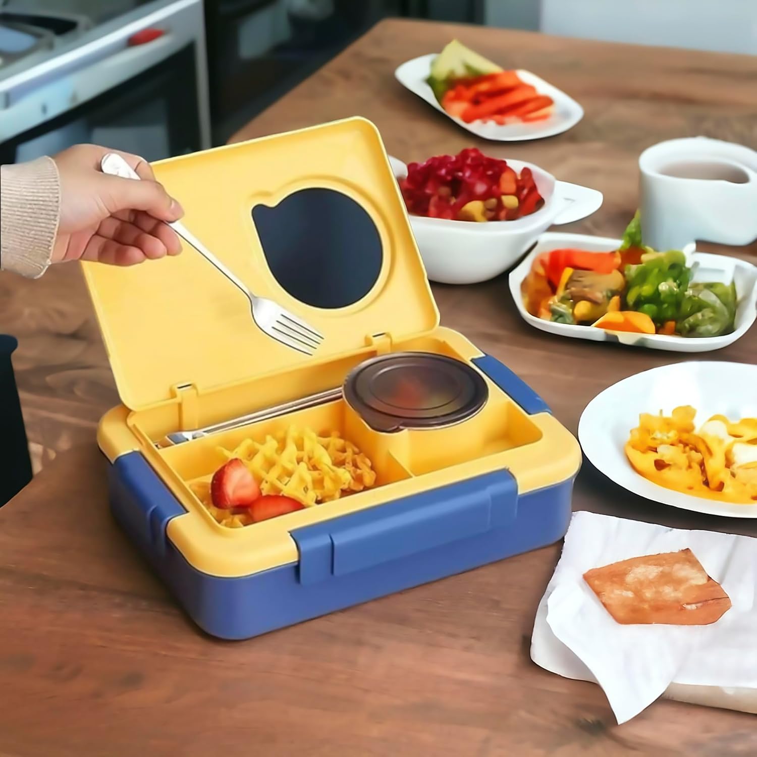 Quad Lock Lunch Box