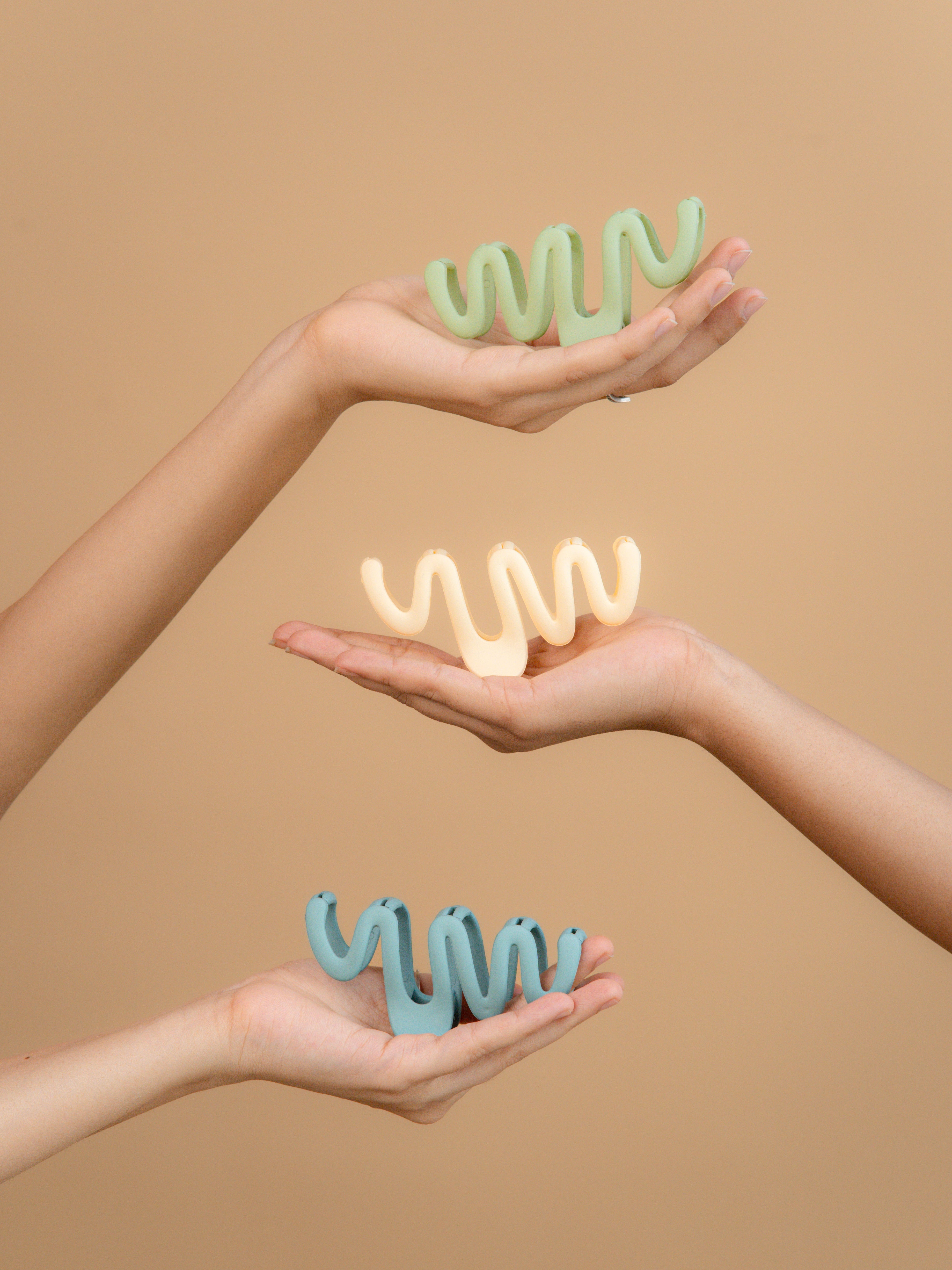 Wavy Claw - Large