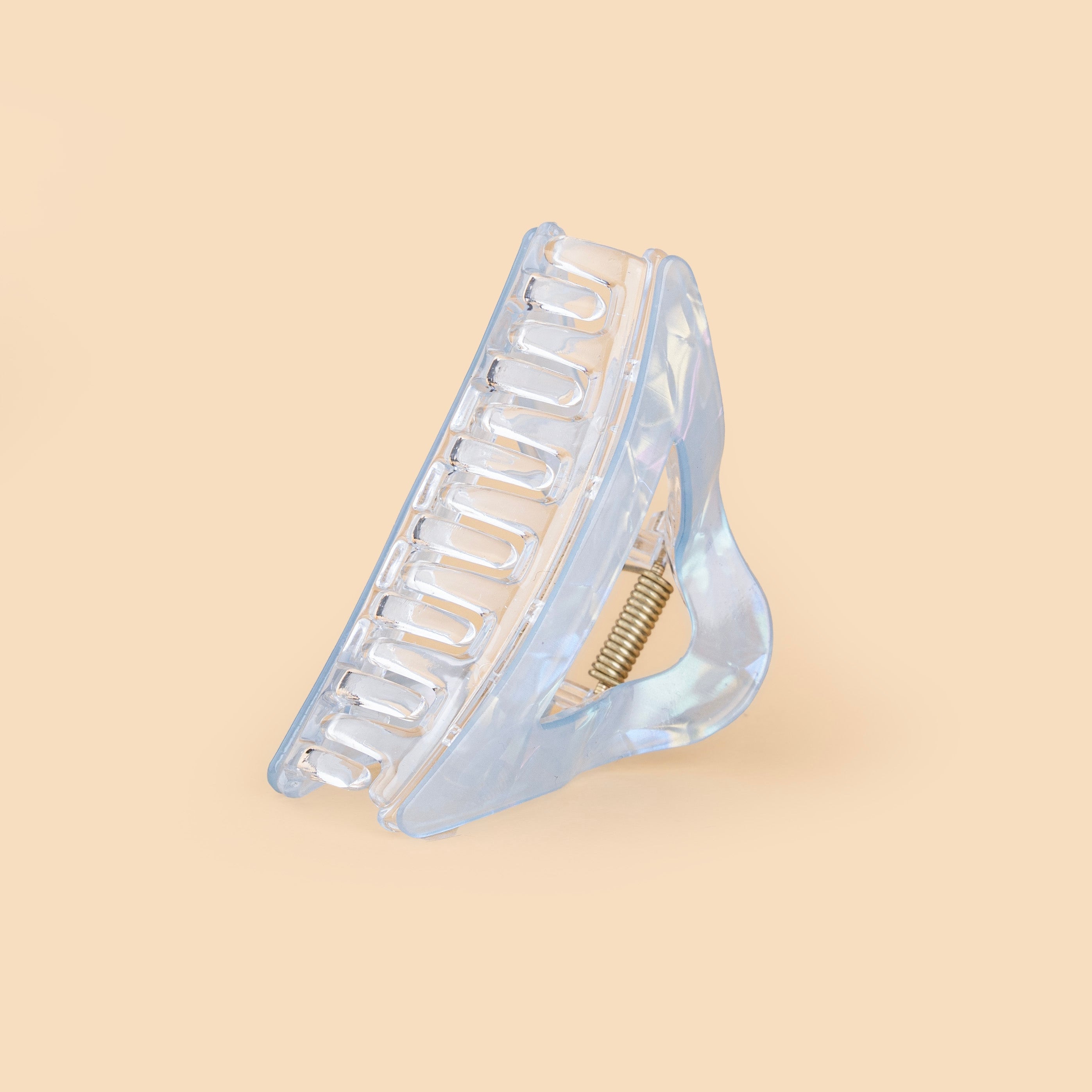 Crystal Triangle Claw - Medium
