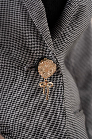 Bow Detail