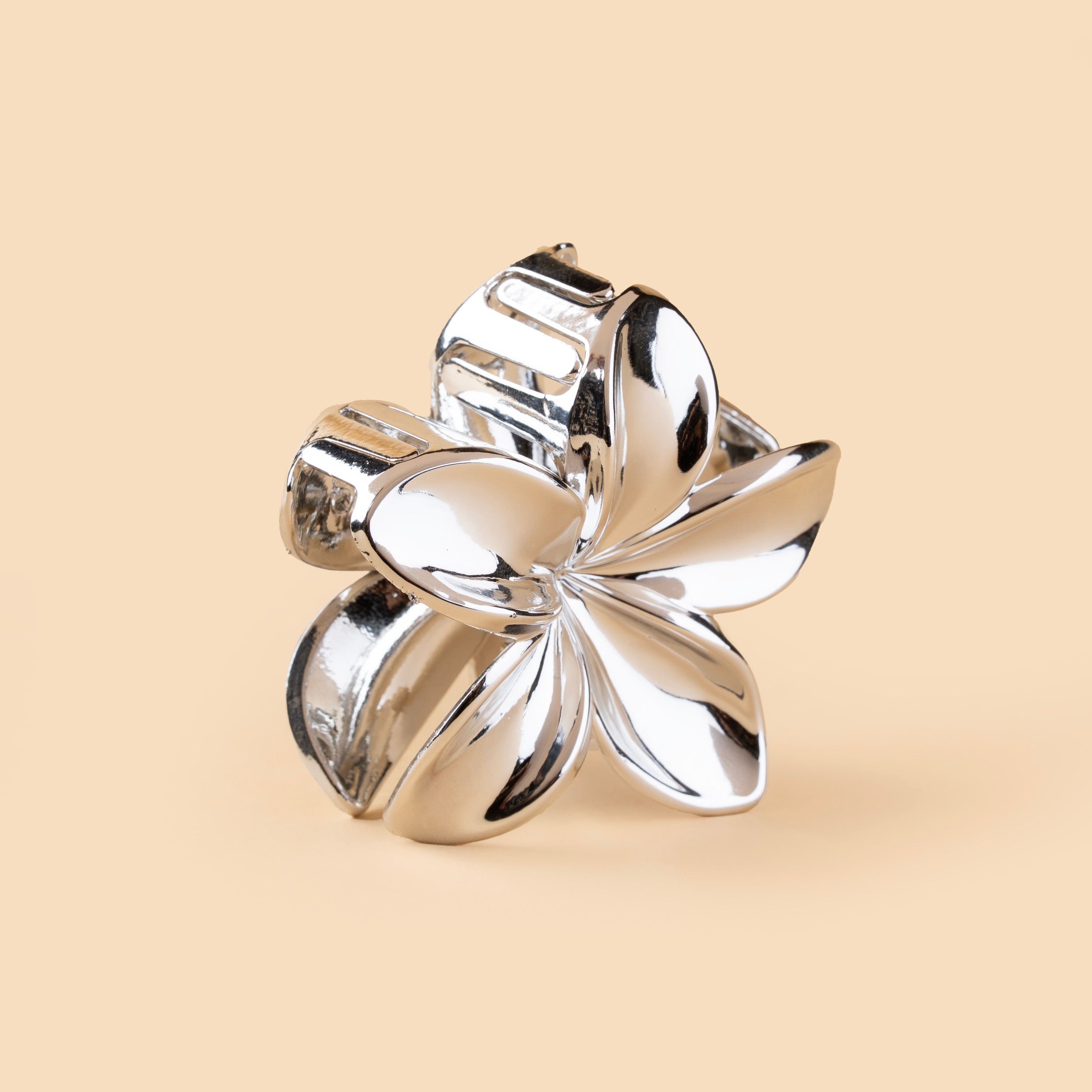 Chrome Silver Claw - Medium