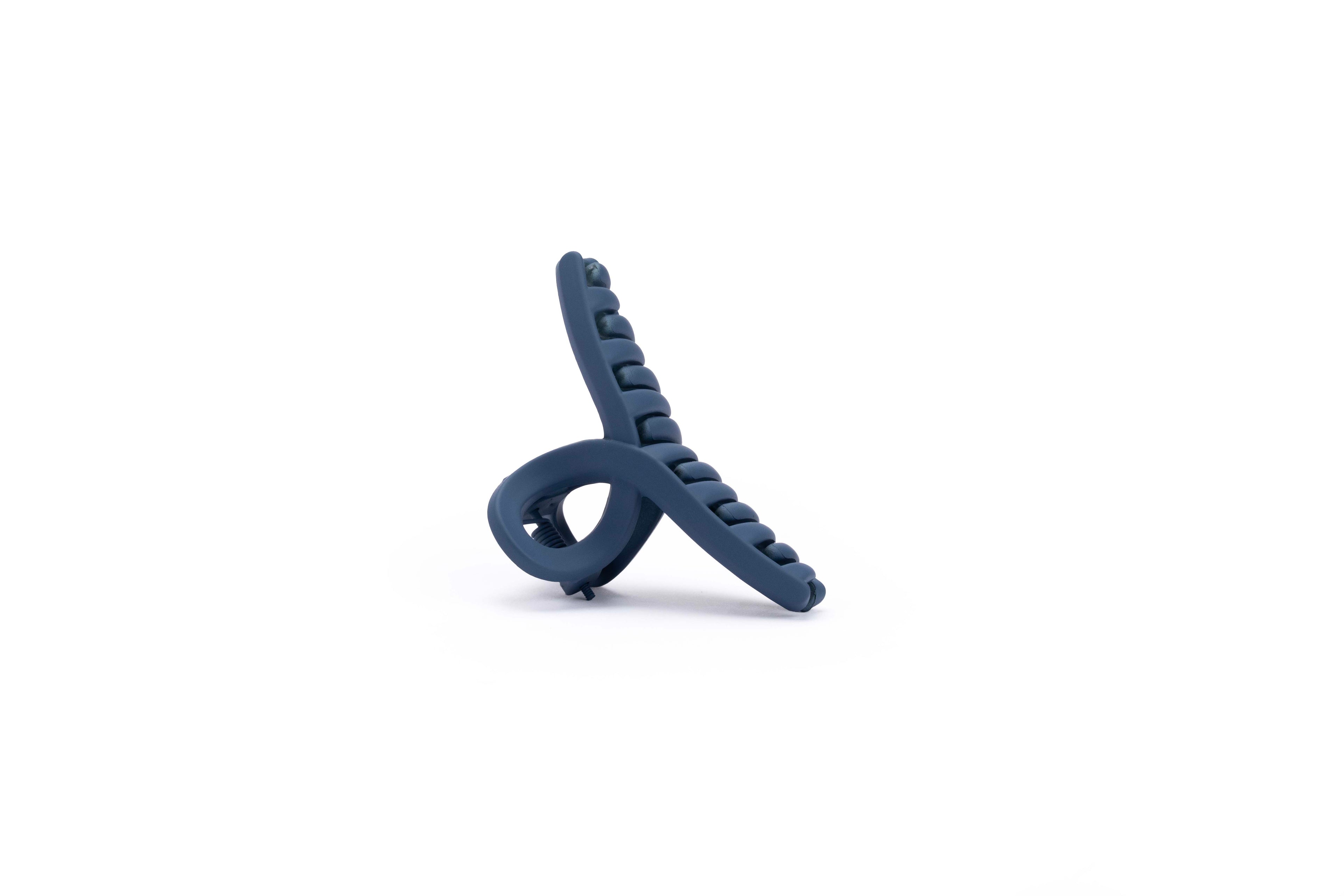 Ribbon Twist - Medium Matte